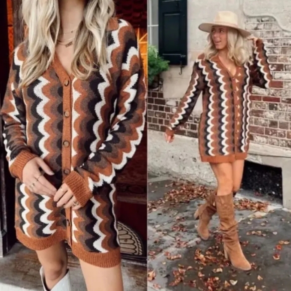 Show Me Your Mumu Bennett Sweater Dress Size Large retro wave knit Design - Picture 1 of 4